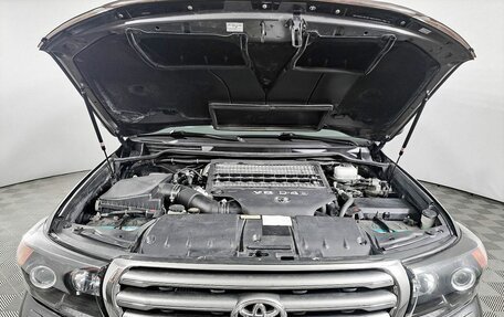 Toyota Land Cruiser 200, 2011 год, 3 290 000 рублей, 9 фотография