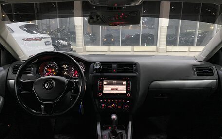 Volkswagen Jetta VI, 2015 год, 1 549 000 рублей, 11 фотография