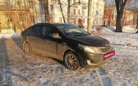 KIA Rio III рестайлинг, 2013 год, 390 000 рублей, 3 фотография