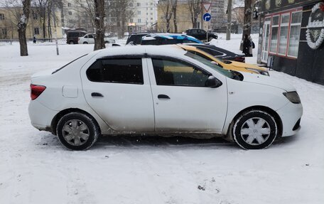 Renault Logan II, 2016 год, 420 000 рублей, 2 фотография