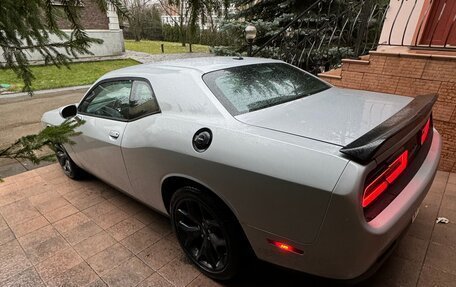 Dodge Challenger III рестайлинг 2, 2020 год, 4 949 999 рублей, 2 фотография