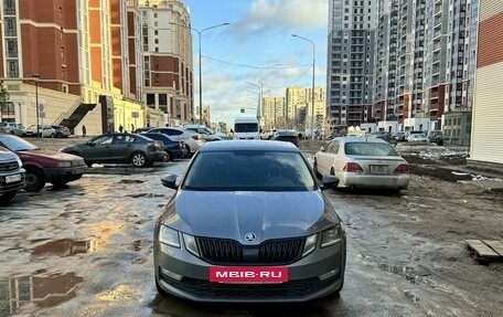 Skoda Octavia, 2017 год, 1 940 000 рублей, 2 фотография