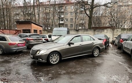 Mercedes-Benz E-Класс, 2009 год, 1 300 000 рублей, 1 фотография