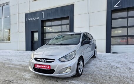 Hyundai Solaris II рестайлинг, 2013 год, 720 000 рублей, 1 фотография