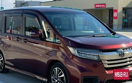 Honda Stepwgn IV, 2018 год, 2 130 000 рублей, 1 фотография