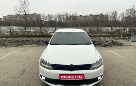 Volkswagen Jetta VI, 2014 год, 1 130 000 рублей, 3 фотография