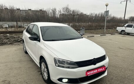 Volkswagen Jetta VI, 2014 год, 1 130 000 рублей, 6 фотография