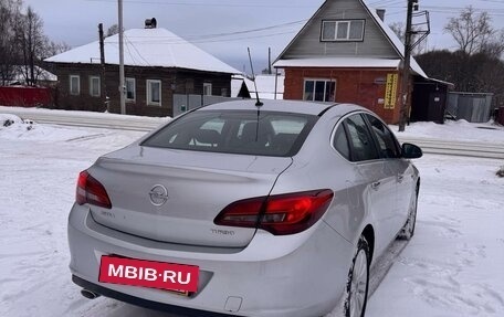 Opel Astra J, 2014 год, 770 000 рублей, 4 фотография