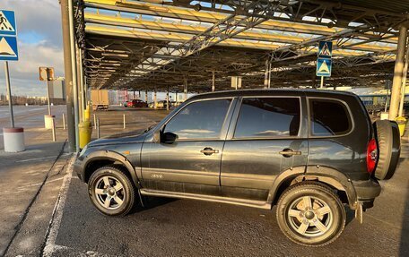 Chevrolet Niva I рестайлинг, 2008 год, 490 000 рублей, 3 фотография