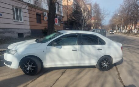 Skoda Rapid I, 2015 год, 710 000 рублей, 4 фотография