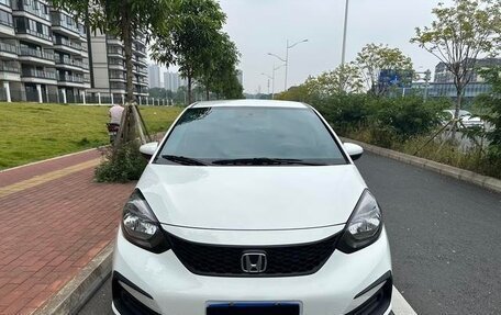 Honda Fit, 2021 год, 1 450 000 рублей, 2 фотография