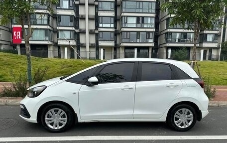 Honda Fit, 2021 год, 1 450 000 рублей, 4 фотография