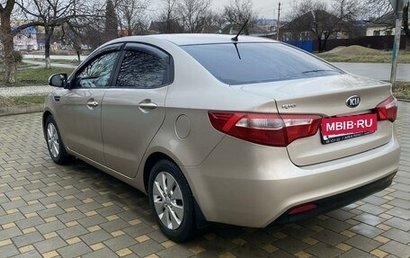 KIA Rio III рестайлинг, 2013 год, 1 050 000 рублей, 6 фотография