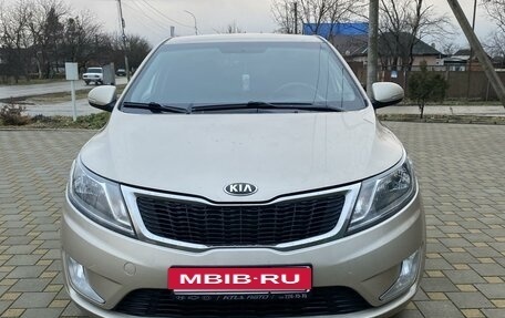 KIA Rio III рестайлинг, 2013 год, 1 050 000 рублей, 3 фотография