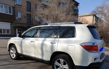 Toyota Highlander III, 2013 год, 2 550 000 рублей, 8 фотография