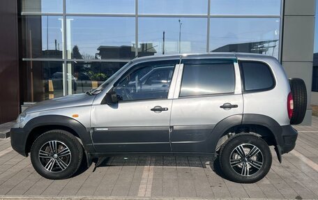 Chevrolet Niva I рестайлинг, 2010 год, 490 000 рублей, 5 фотография