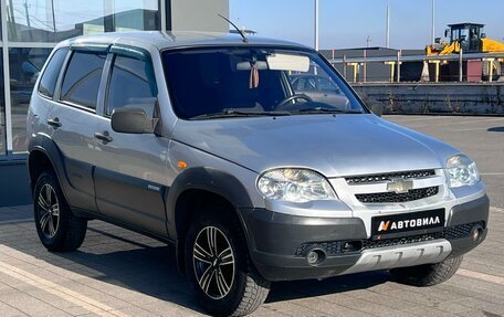 Chevrolet Niva I рестайлинг, 2010 год, 490 000 рублей, 3 фотография