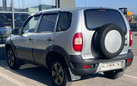 Chevrolet Niva I рестайлинг, 2010 год, 490 000 рублей, 6 фотография