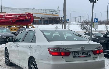 Toyota Camry, 2017 год, 2 385 000 рублей, 9 фотография