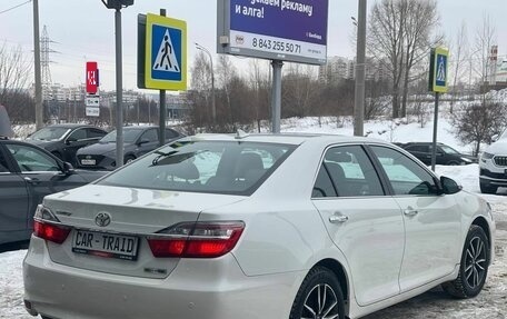 Toyota Camry, 2017 год, 2 385 000 рублей, 8 фотография