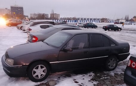 Opel Omega A, 1988 год, 145 000 рублей, 2 фотография