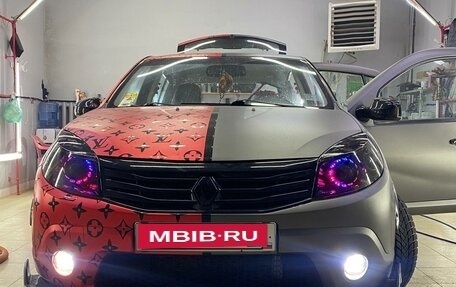 Renault Sandero I, 2011 год, 900 000 рублей, 3 фотография