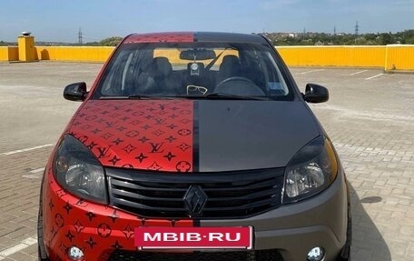 Renault Sandero I, 2011 год, 900 000 рублей, 2 фотография