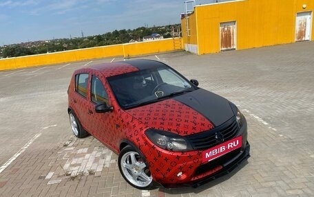 Renault Sandero I, 2011 год, 900 000 рублей, 8 фотография