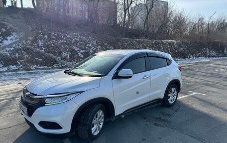 Honda Vezel, 2019 год, 1 900 000 рублей, 3 фотография