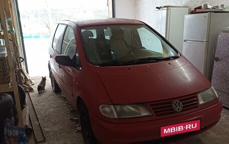 Volkswagen Sharan I рестайлинг, 1998 год, 265 000 рублей, 1 фотография