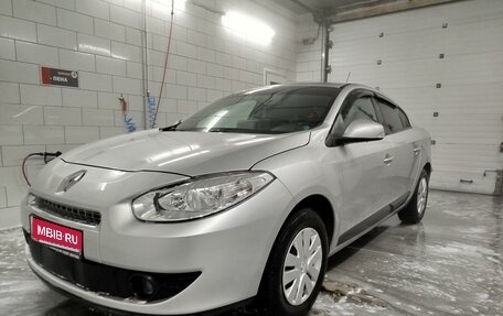 Renault Fluence I, 2013 год, 800 000 рублей, 1 фотография