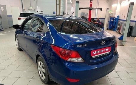 Hyundai Solaris II рестайлинг, 2013 год, 897 000 рублей, 3 фотография