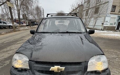 Chevrolet Niva I рестайлинг, 2013 год, 380 000 рублей, 3 фотография