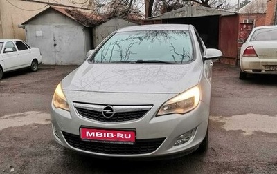 Opel Astra J, 2012 год, 870 000 рублей, 1 фотография