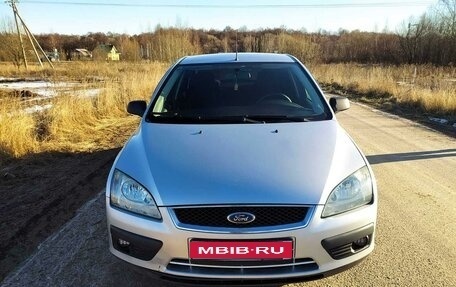 Ford Focus II рестайлинг, 2005 год, 600 000 рублей, 1 фотография