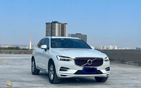 Volvo XC60 II, 2022 год, 3 800 090 рублей, 3 фотография