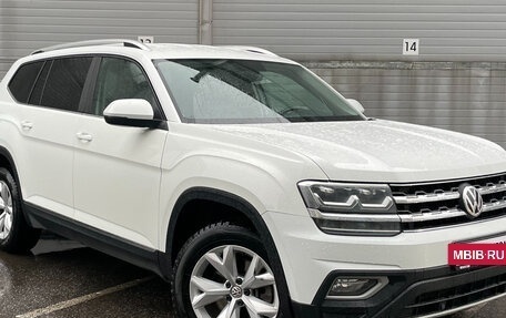 Volkswagen Teramont I, 2018 год, 3 049 000 рублей, 3 фотография