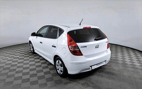 Hyundai i30 I, 2010 год, 750 000 рублей, 7 фотография