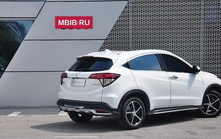 Honda Vezel, 2020 год, 1 700 000 рублей, 7 фотография