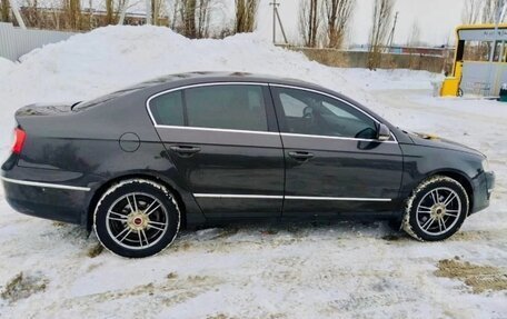 Volkswagen Passat B6, 2006 год, 640 000 рублей, 3 фотография