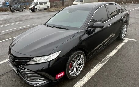 Toyota Camry, 2018 год, 3 250 000 рублей, 6 фотография