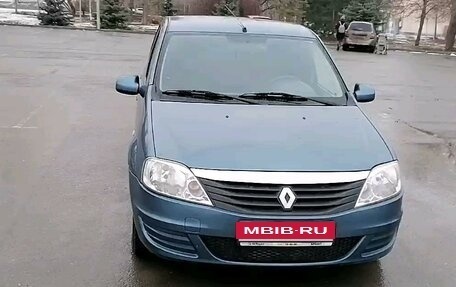 Renault Logan I, 2013 год, 680 000 рублей, 2 фотография