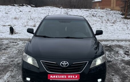 Toyota Camry, 2006 год, 1 290 000 рублей, 2 фотография