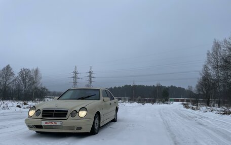 Mercedes-Benz E-Класс, 1996 год, 270 000 рублей, 3 фотография