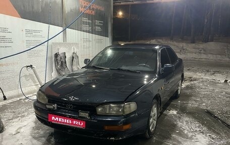 Toyota Camry, 1994 год, 380 000 рублей, 2 фотография