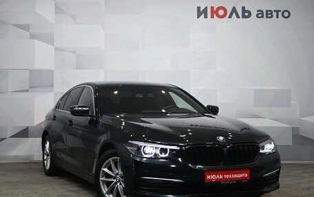 BMW 5 серия, 2019 год, 4 050 000 рублей, 3 фотография