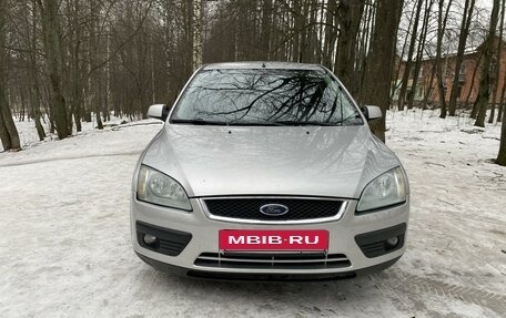 Ford Focus II рестайлинг, 2006 год, 578 263 рублей, 2 фотография