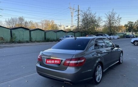 Mercedes-Benz E-Класс, 2011 год, 1 500 000 рублей, 3 фотография