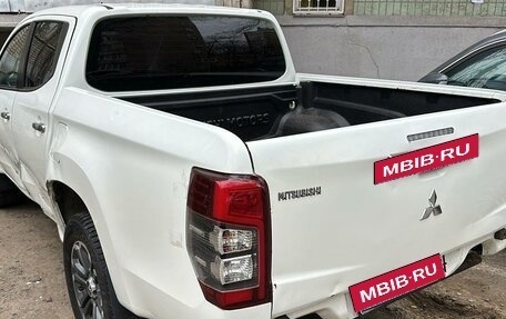 Mitsubishi L200 IV рестайлинг, 2019 год, 2 150 000 рублей, 3 фотография