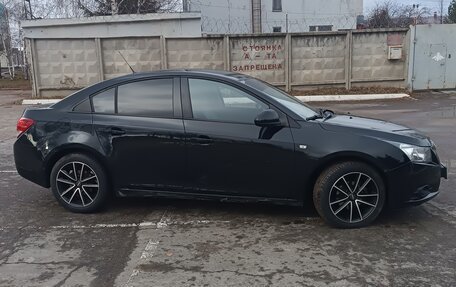 Chevrolet Cruze II, 2012 год, 660 000 рублей, 3 фотография